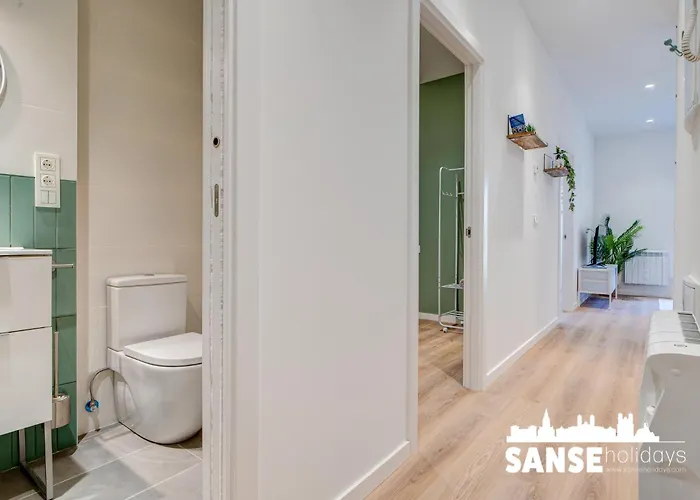 Salud By Sanse Holidays * 圣塞瓦斯蒂安